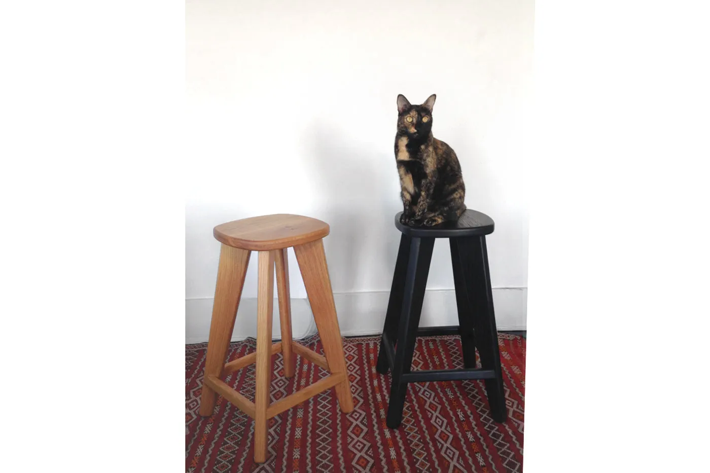 01 Stool