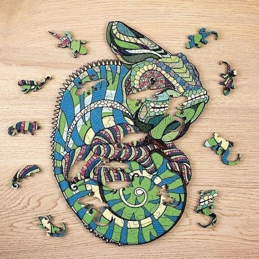 111pc Wooden Puzzle - Chameleon