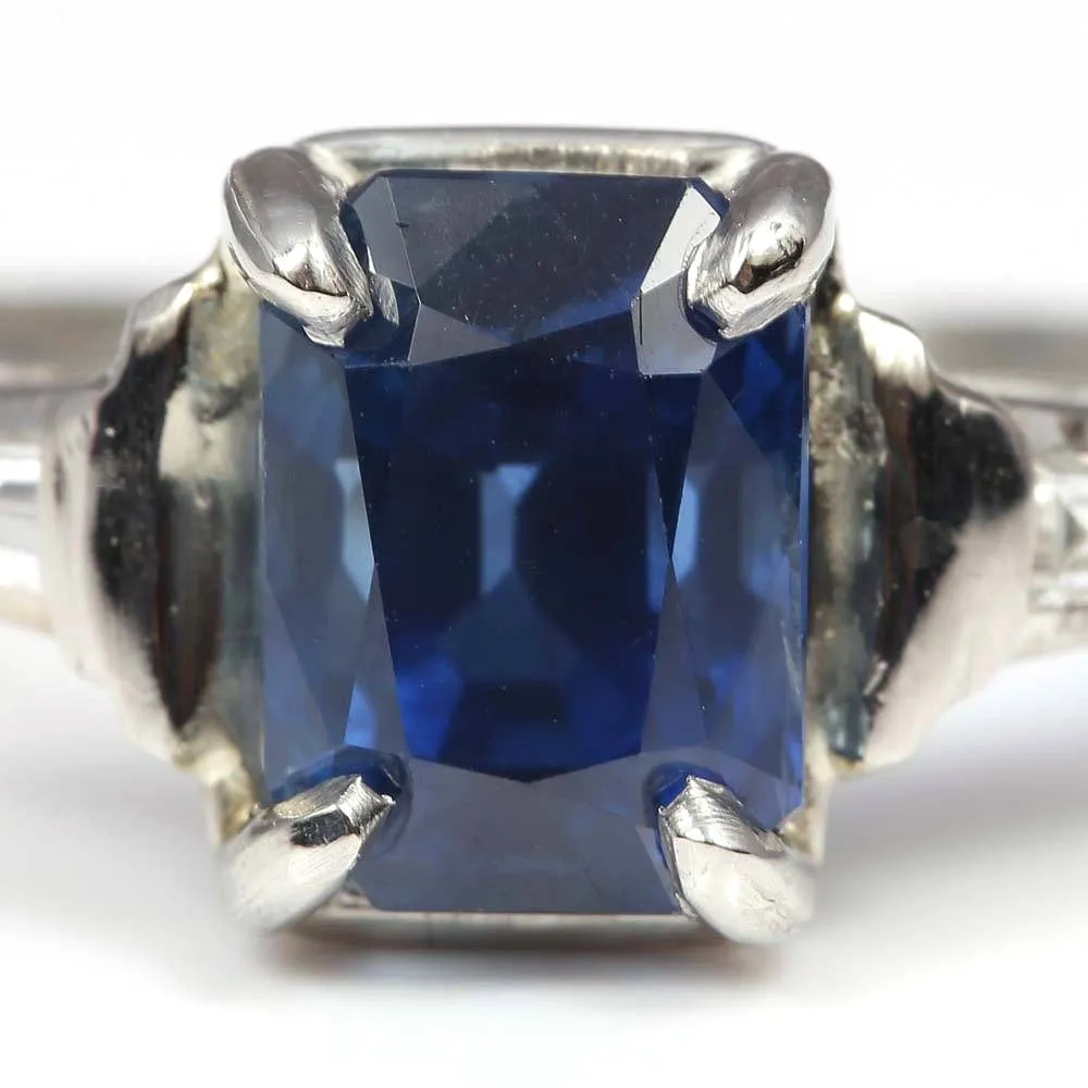 3.19ct Natural Sapphire - Rectangular Cushion Cut with Tapered Baguettes in Platinum