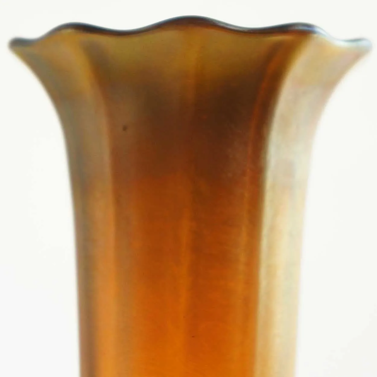 American Quezal Art Nouveau Glass Gold Ribbed Lily Lamp Shade