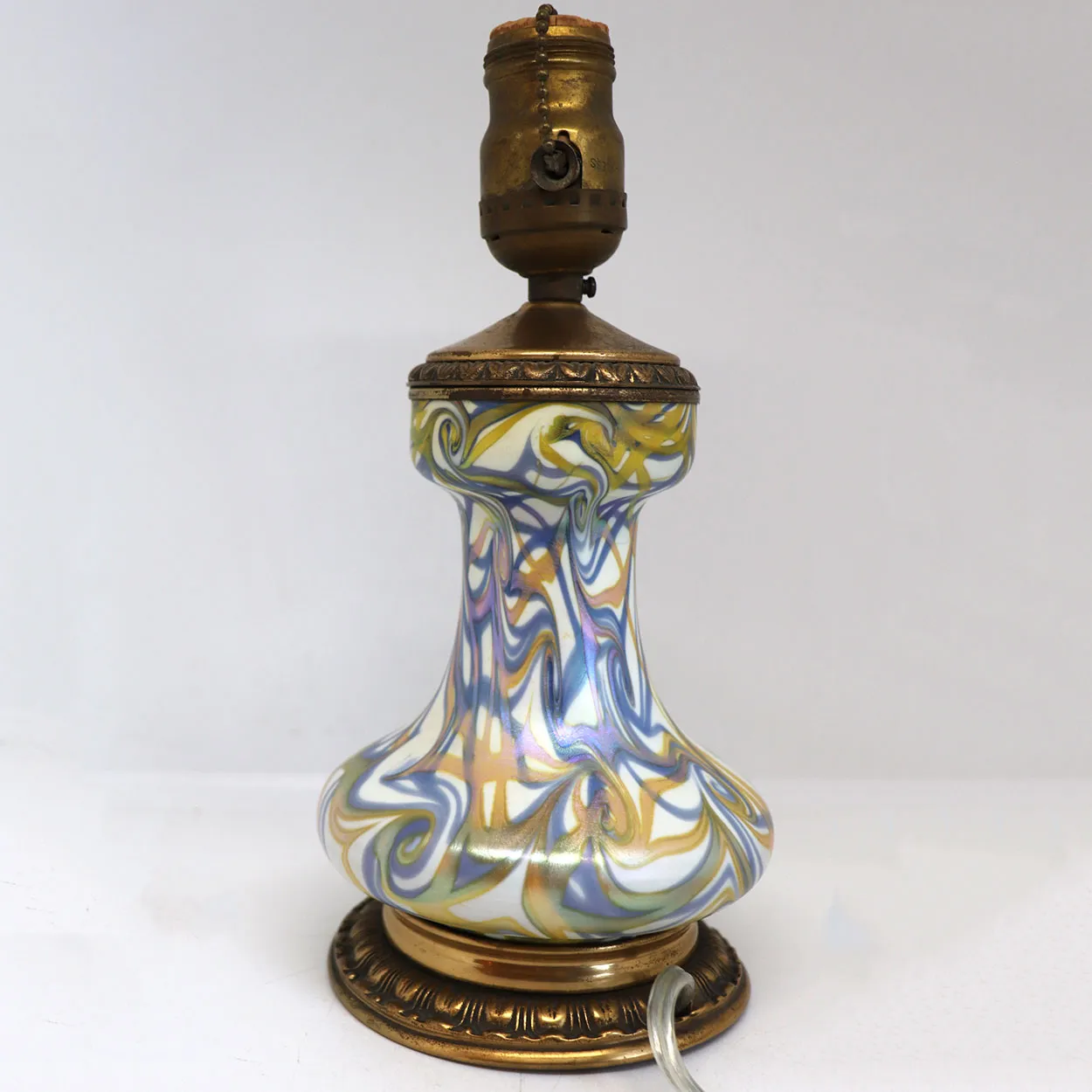 American Quezal Bronze Mounted Glass King Tut One-Light Table Lamp