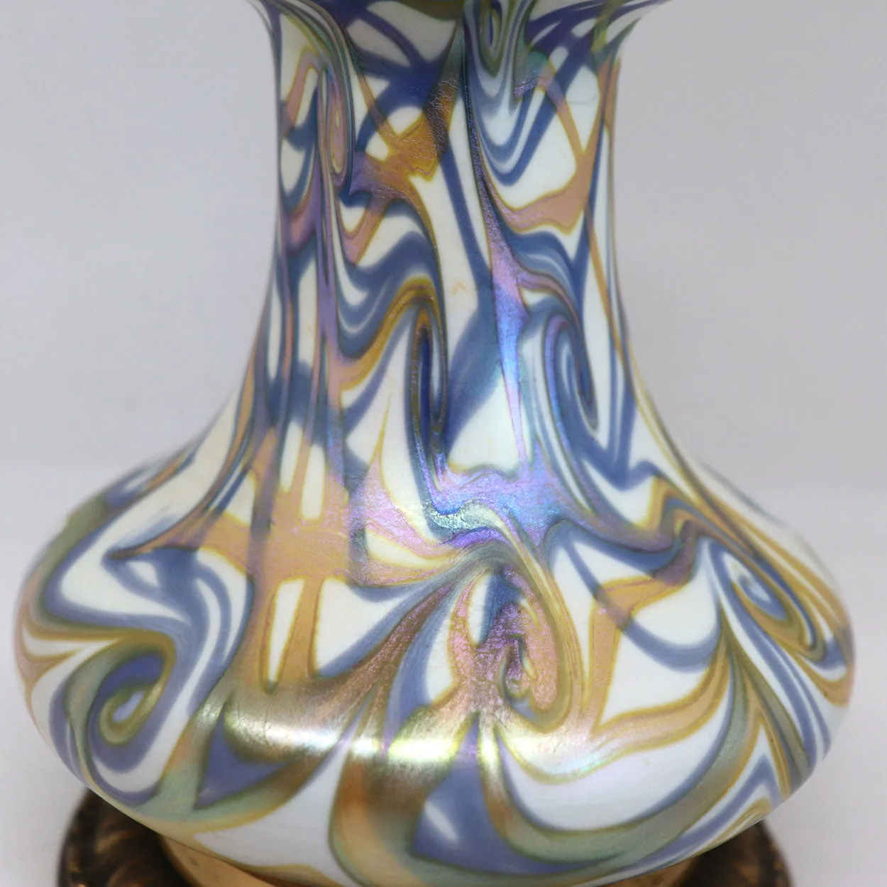 American Quezal Bronze Mounted Glass King Tut One-Light Table Lamp