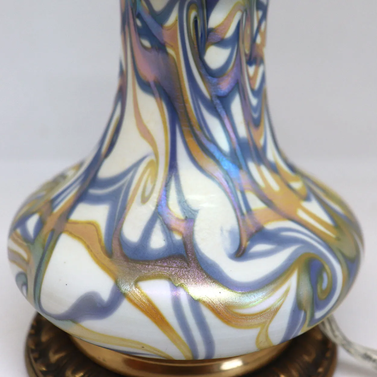 American Quezal Bronze Mounted Glass King Tut One-Light Table Lamp
