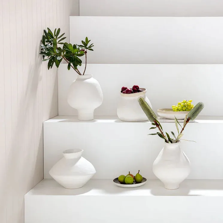 Ben David Mediterranean Squat Vase Natural