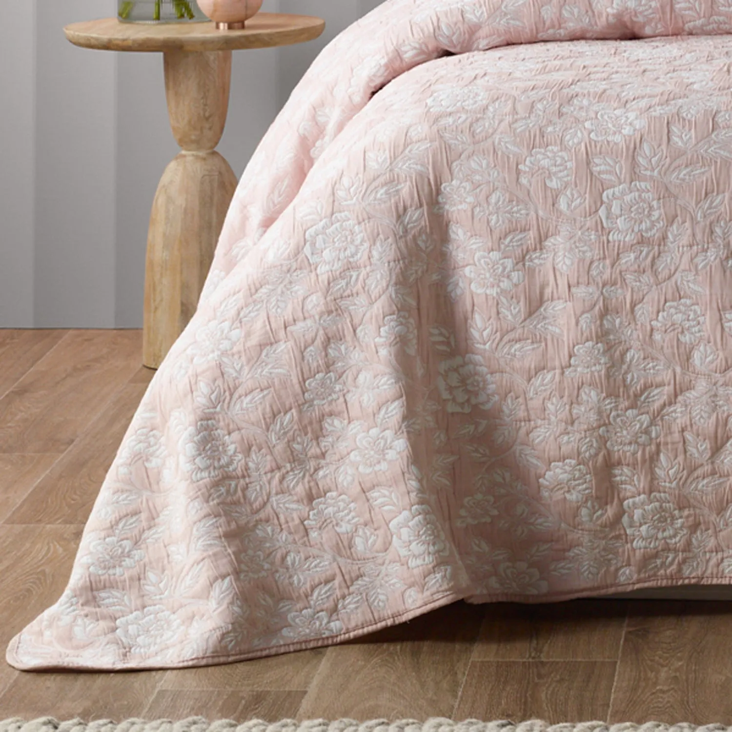 Bianca Bedding Provence Bedspread Set