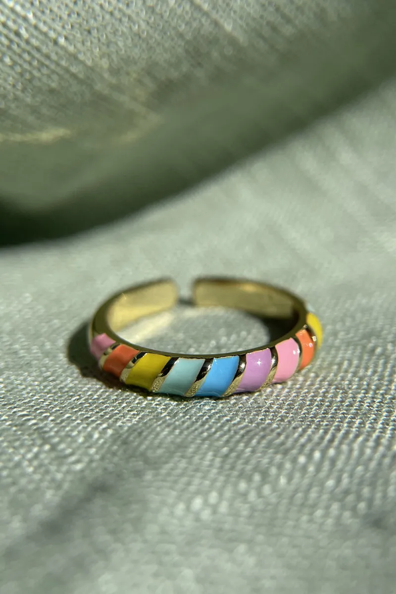 Carnival Ring