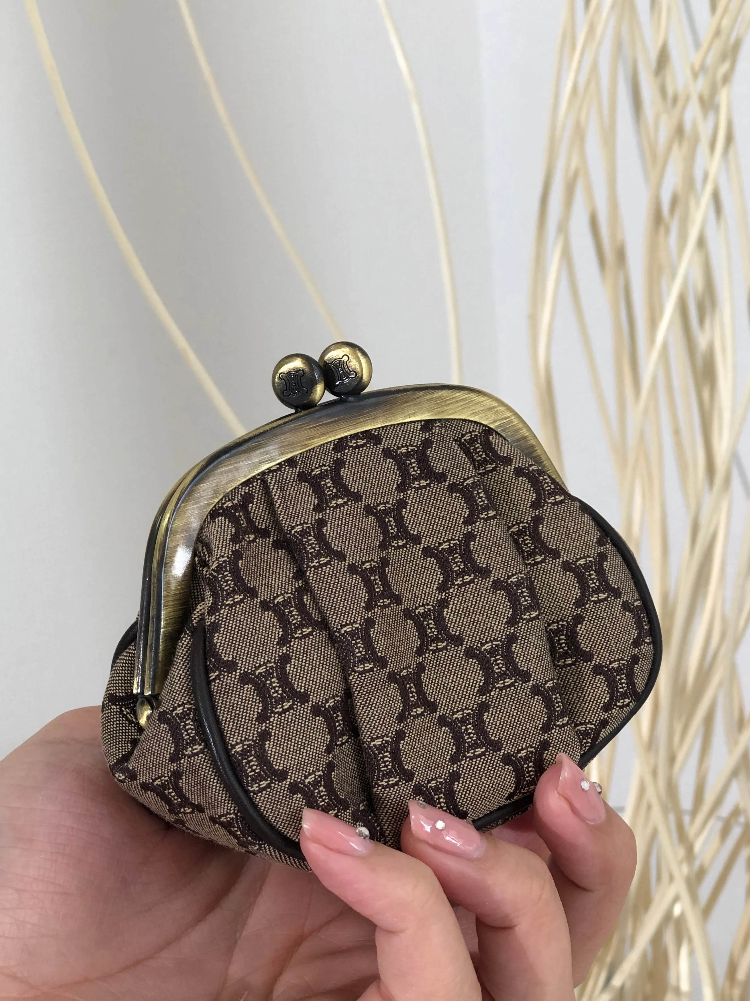 CELINE Blason Metal Clasp Jacquard Coin Purse Brown Vintage fw8fdh