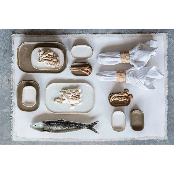 CREATIVE CO-OP- HAND-PAINTED SARDINE PLATE