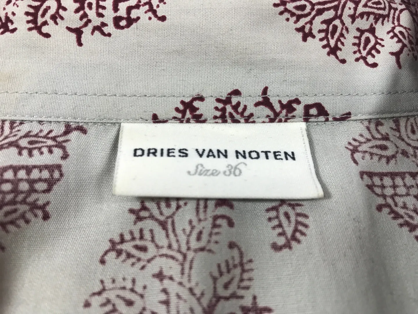 DRIES VAN NOTEN Gray Button Down w/ Paisley Print Size 36