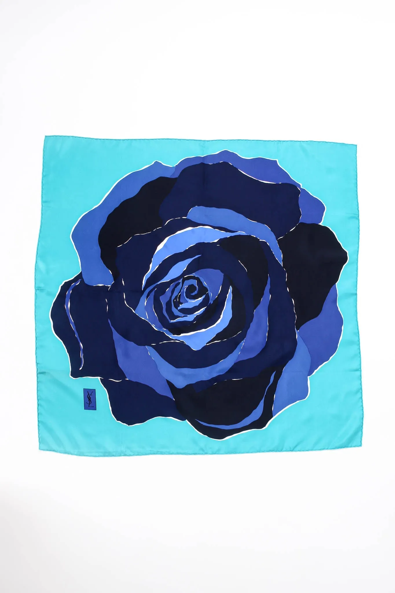 Graphic Rose Print Scarf
