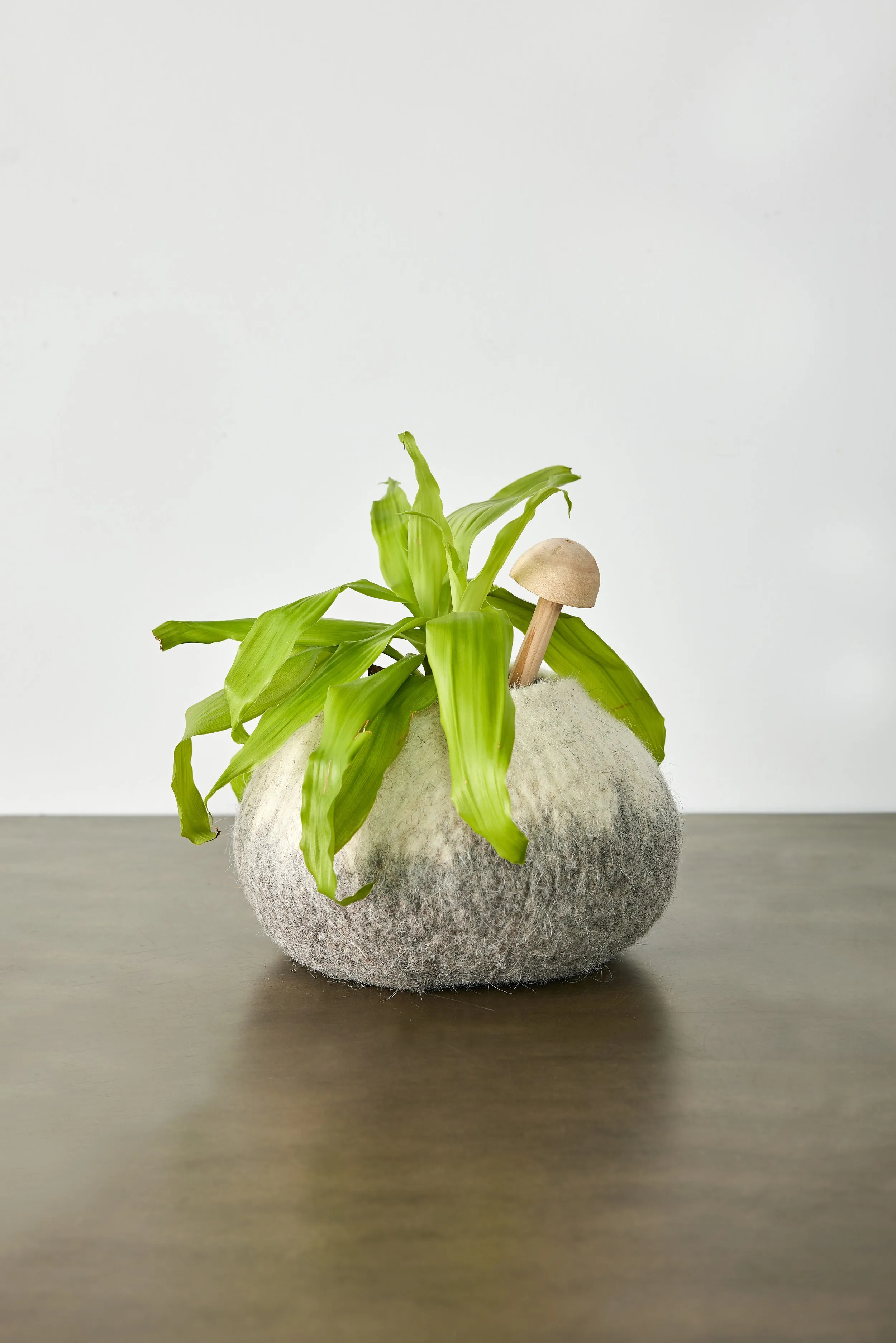 Grey Ombre Hand-Felted Wool Decorative Ukhamba Bowl