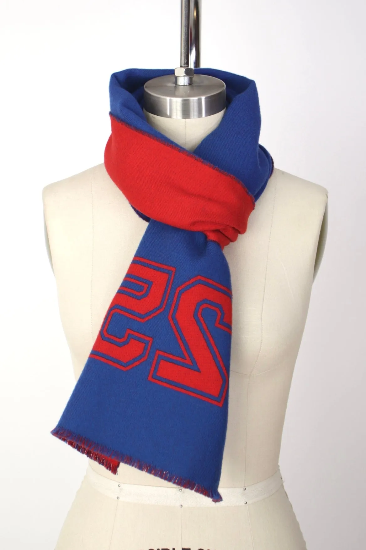 Gucci L'Aveugle Wool Tiger Scarf