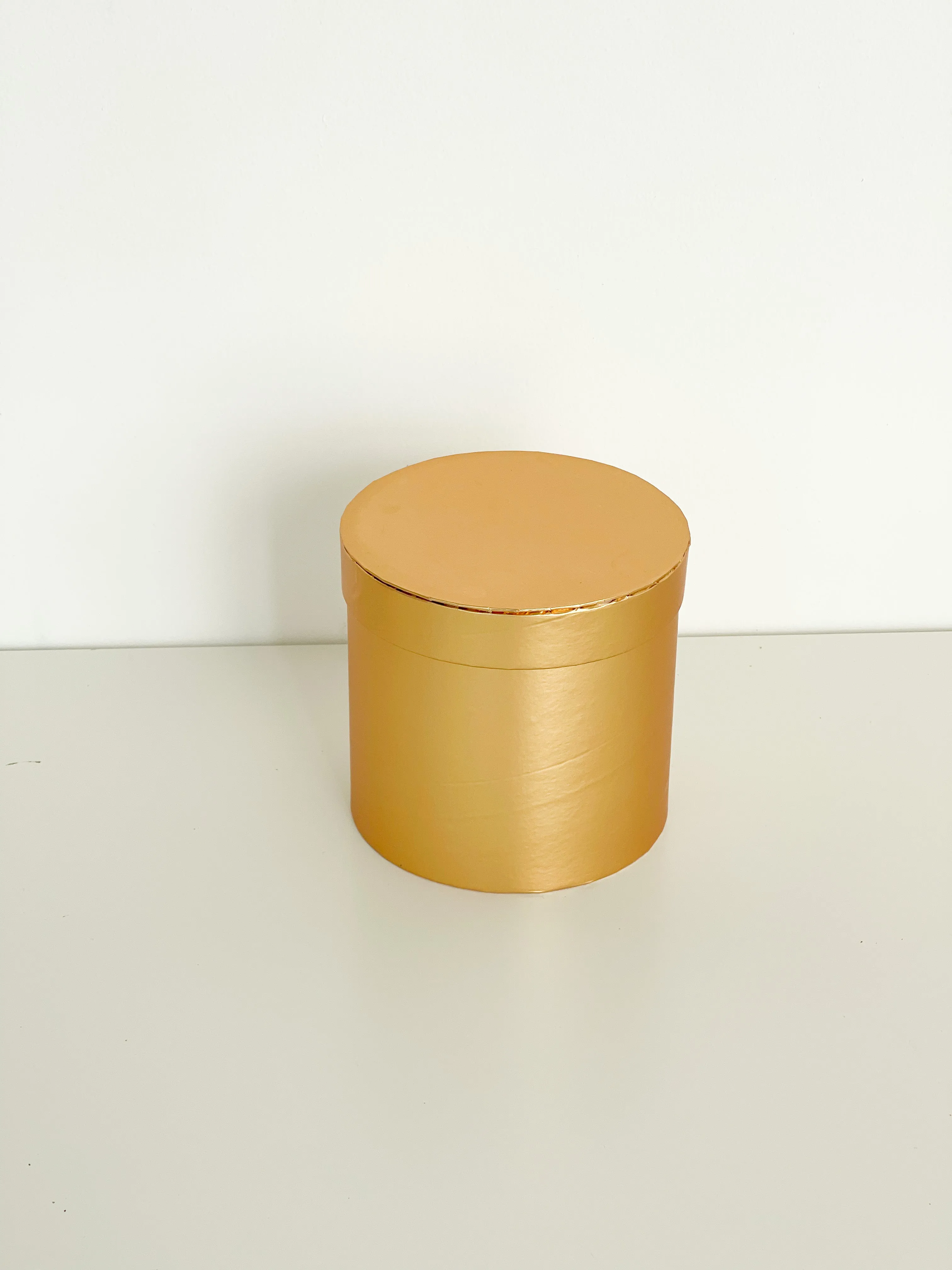 High-Quality Coloured Small Round Gift Box
