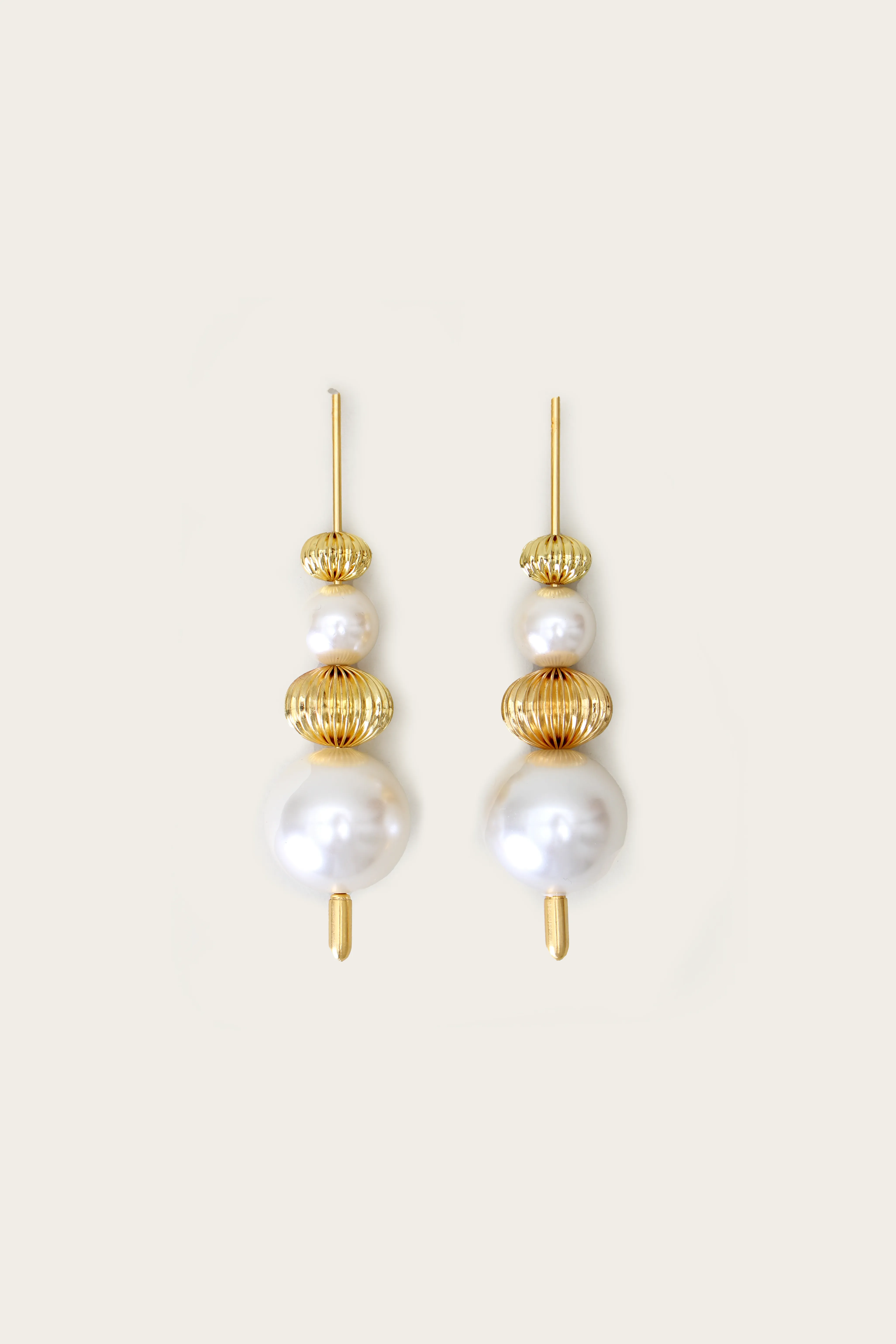 Holiday Lys Earrings