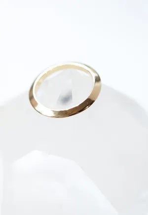 Knife Edge Single Precious Orbit Ring