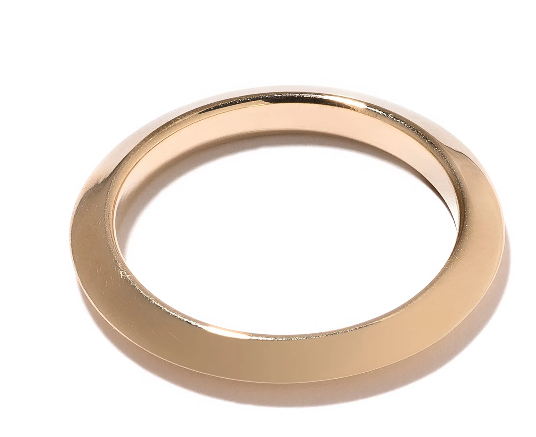 Knife Edge Single Precious Orbit Ring