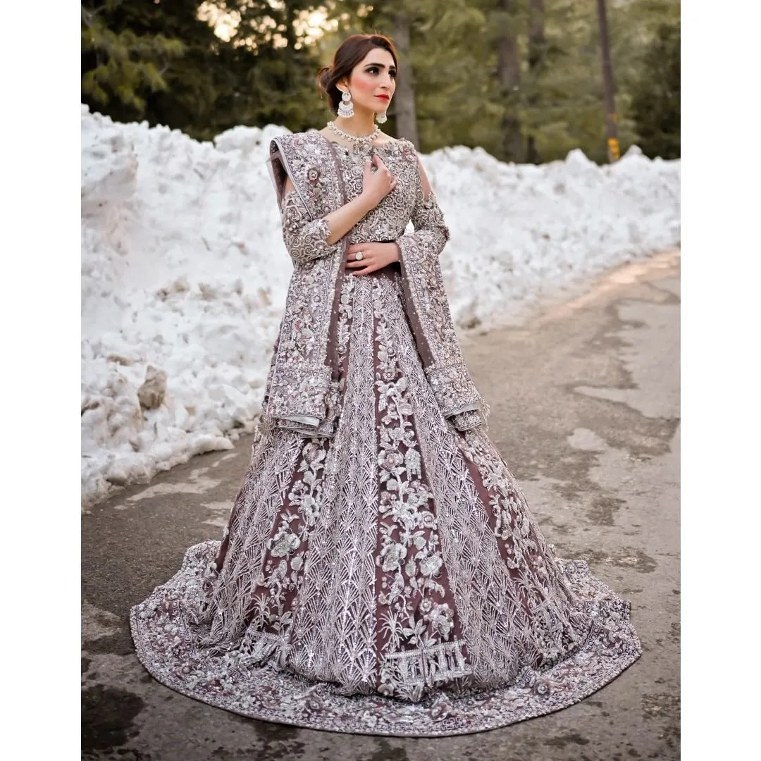 Latest Embellished Lehenga Choli and Dupatta #BS896