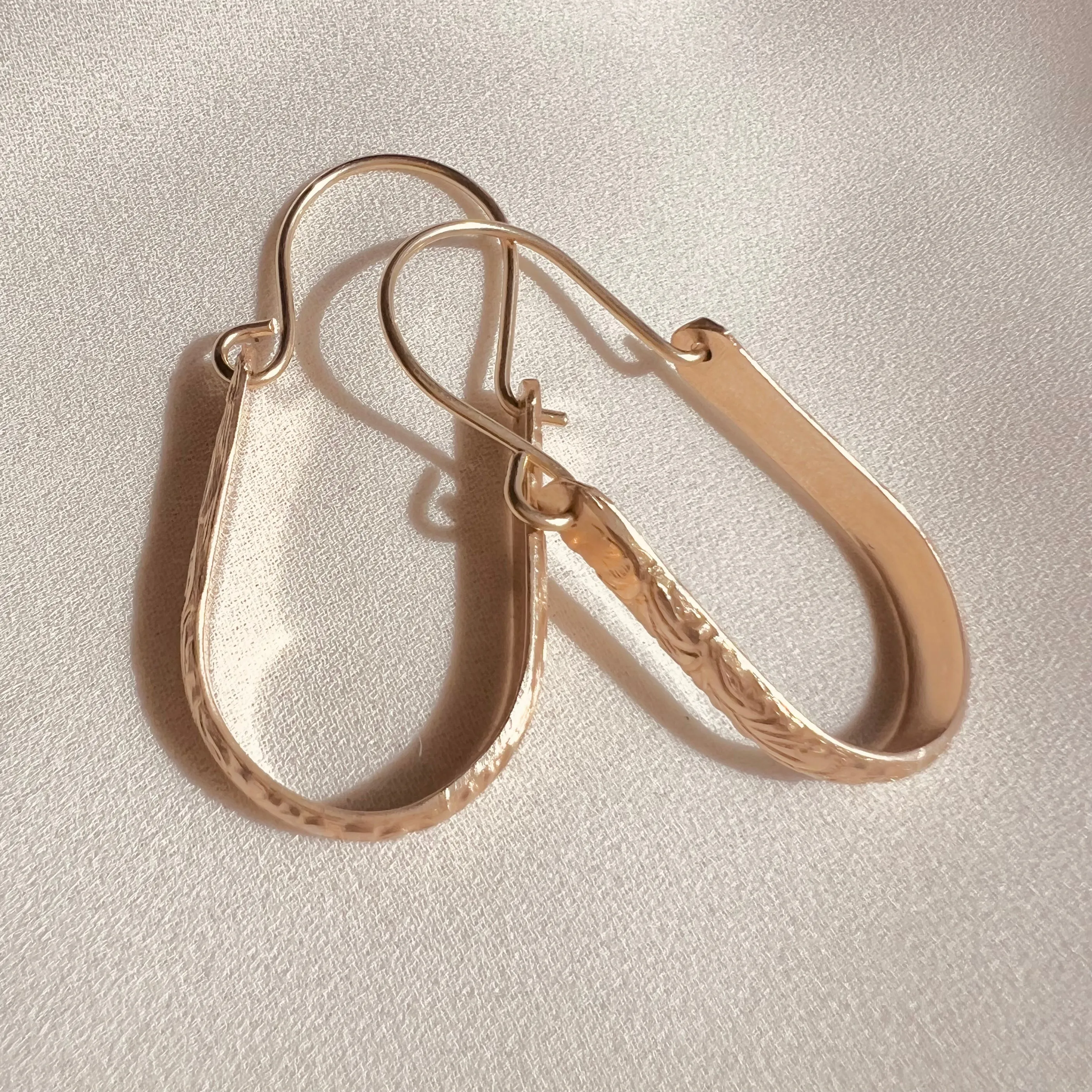 LEHUA FLORAL EARRINGS