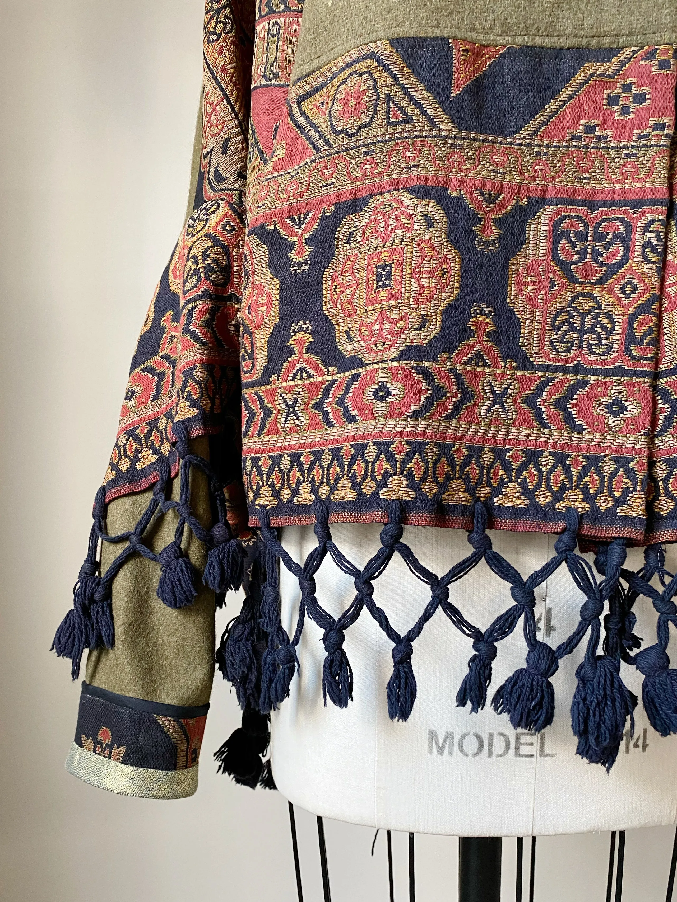 mia cocoon jacket