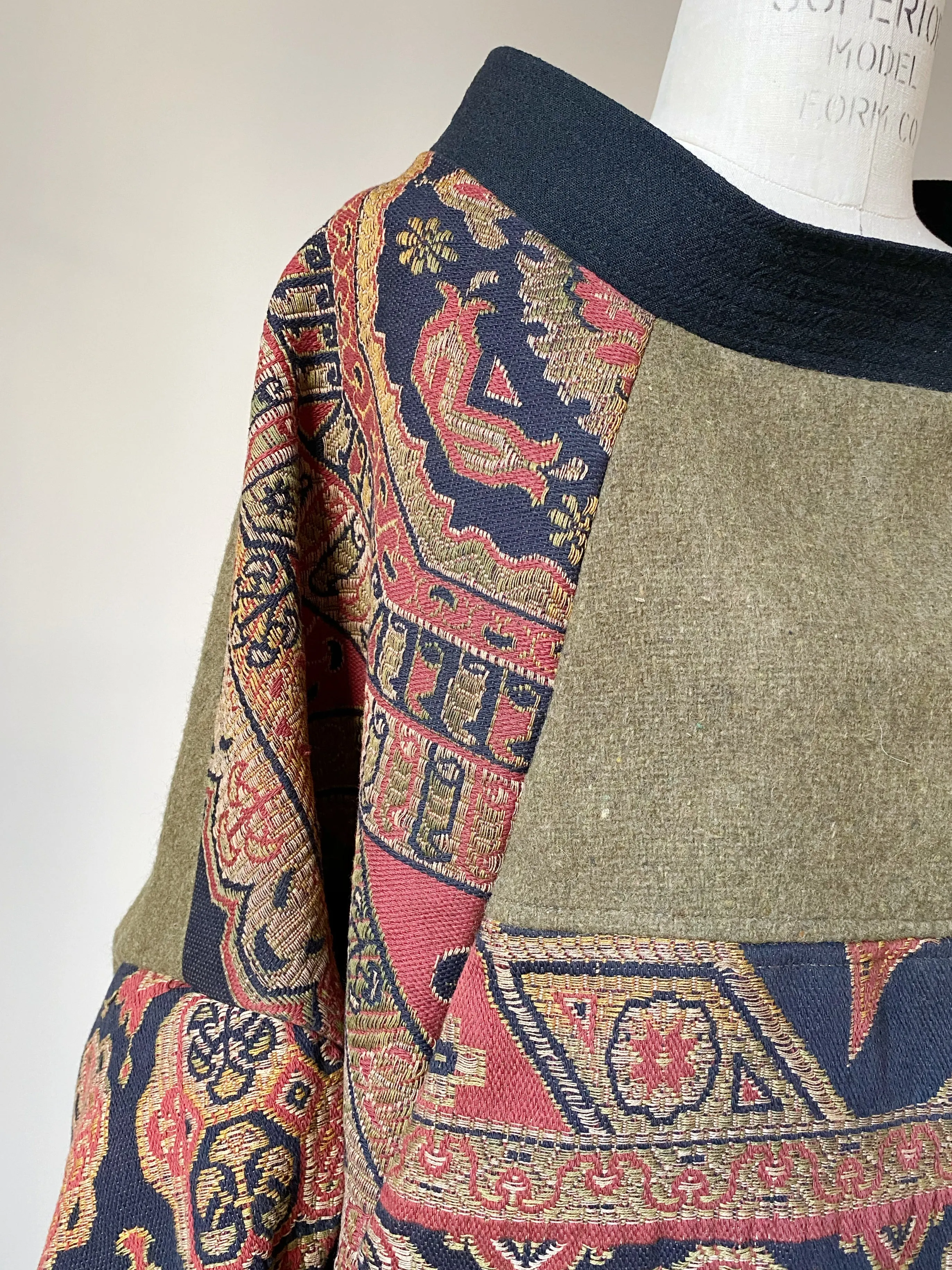 mia cocoon jacket