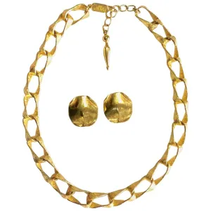MINT. Vintage Christian Aujard rare golden paisley engraved chain necklace and round earring set. Gorgeous jewelry gift from Paris. 060620r2
