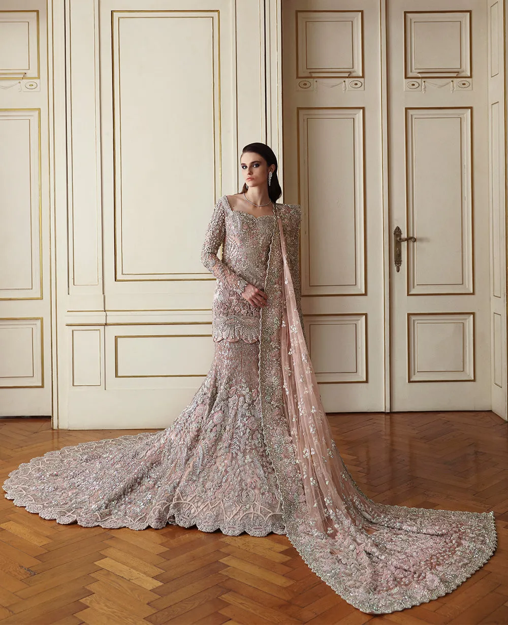 Pakistani Bridal Dress in Mermaid Lehenga Shirt Style