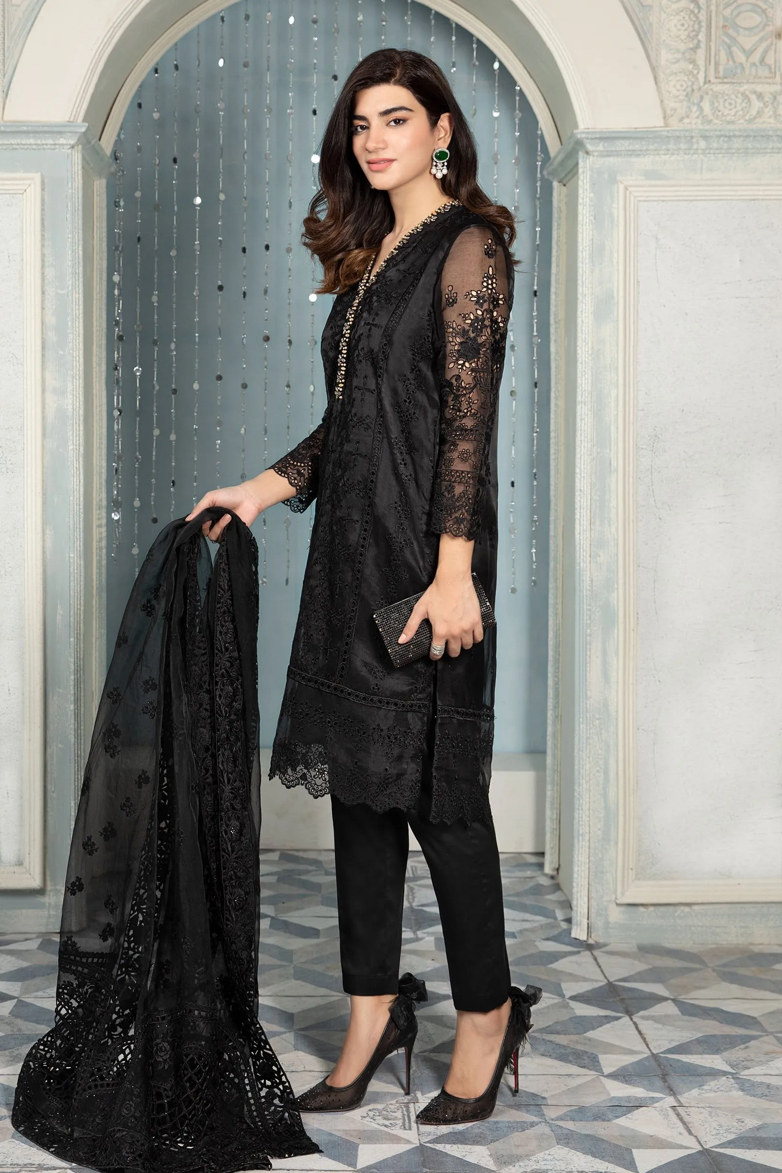Pakistani Dress in Black Salwar Kameez Dupatta Style