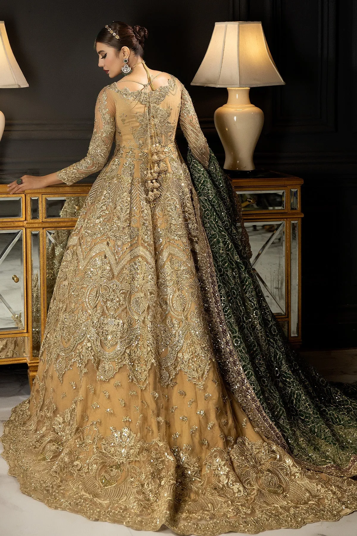 Pakistani Wedding Dress in Bridal Gown Dupatta Style