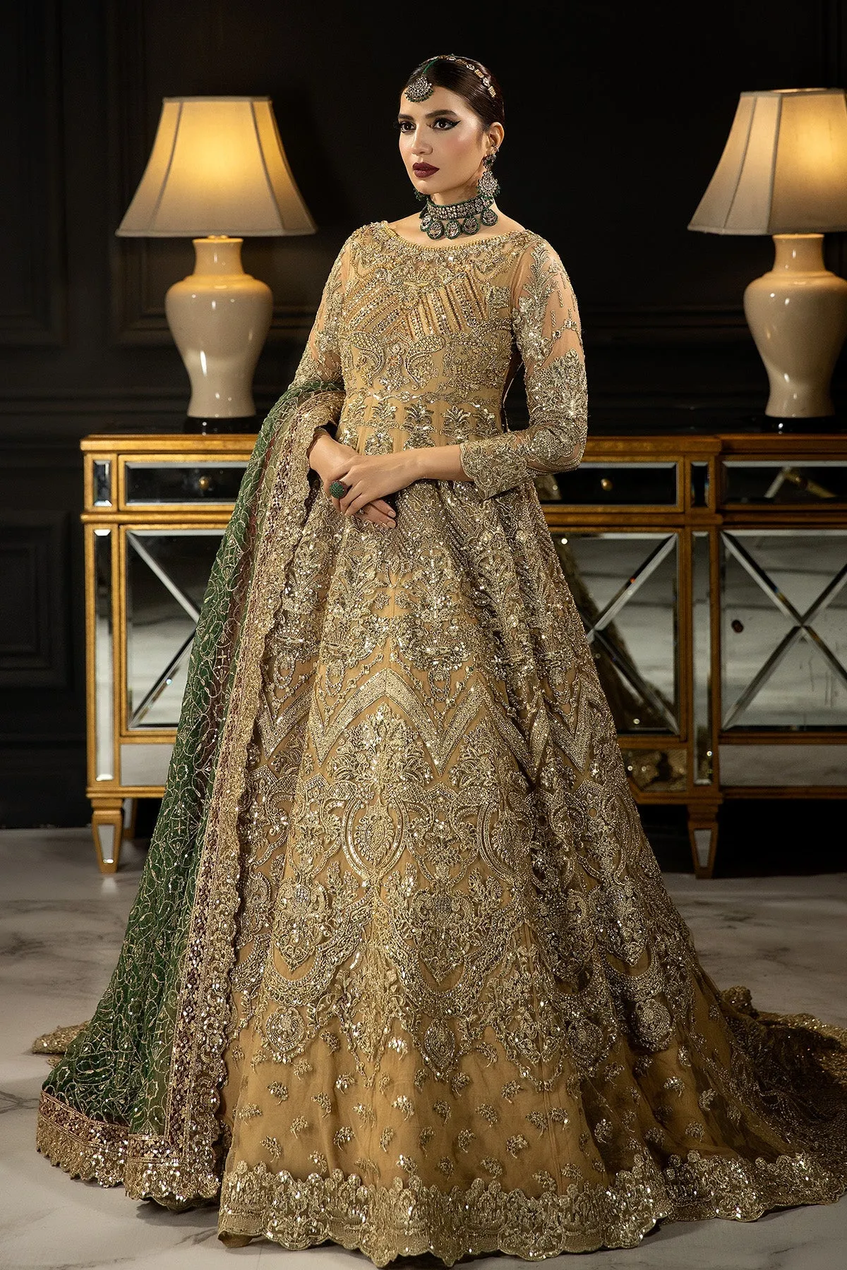 Pakistani Wedding Dress in Bridal Gown Dupatta Style