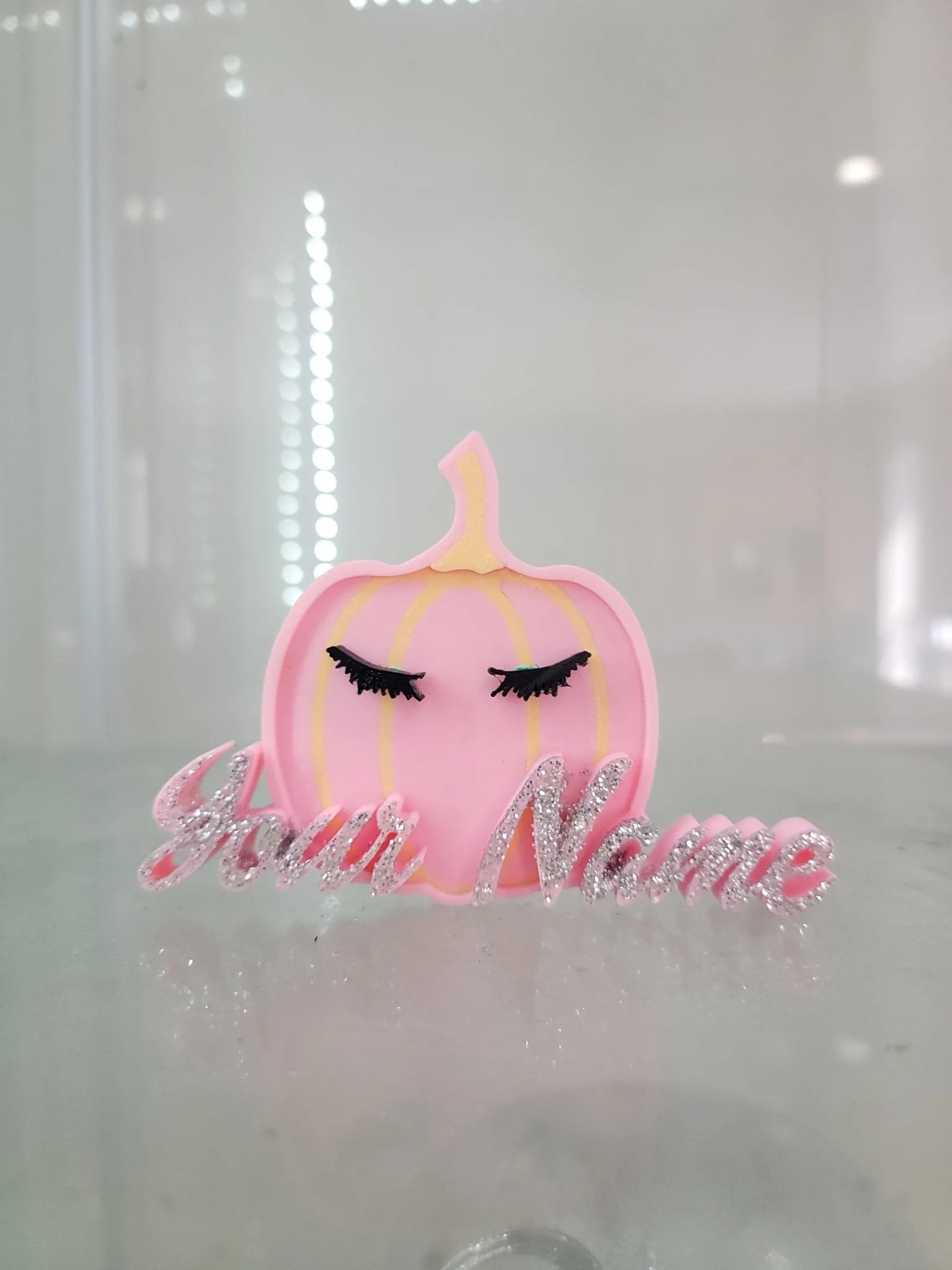 Personalized 3D-Printed Pink Pumpkin with Glitter Name & Eyelashes ✨