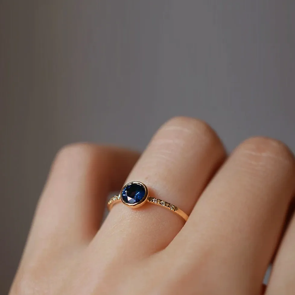 Round Blue Sapphire Engagement With Diamond Simple Vintage Ring