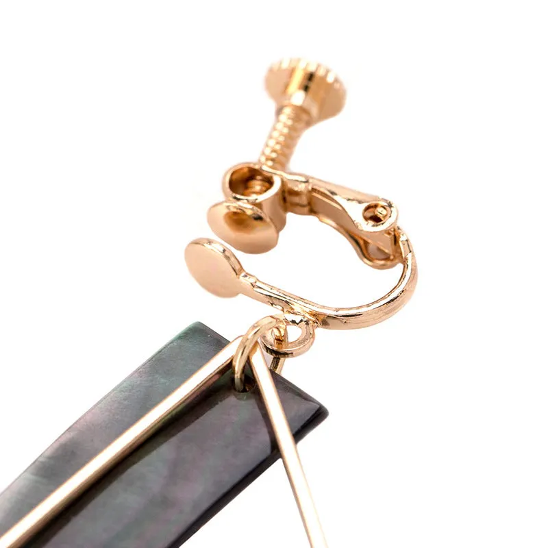 Simple and Sweet Temperament Natural Color Shell Earrings Asymmetric Geometry Minimalist Design Earrings Jewelry Female