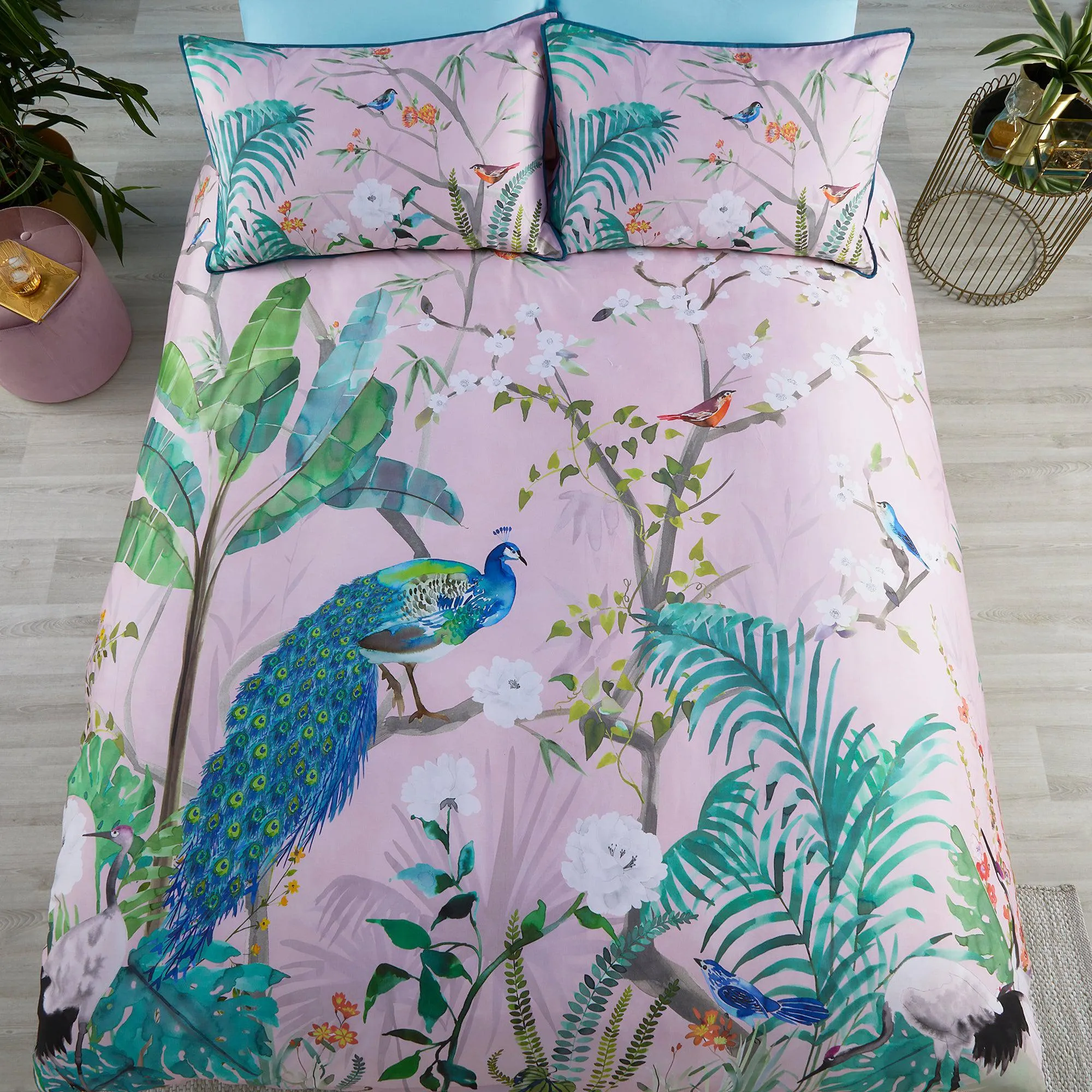 Soiree Peacock Jungle Duvet Cover Set - Pink