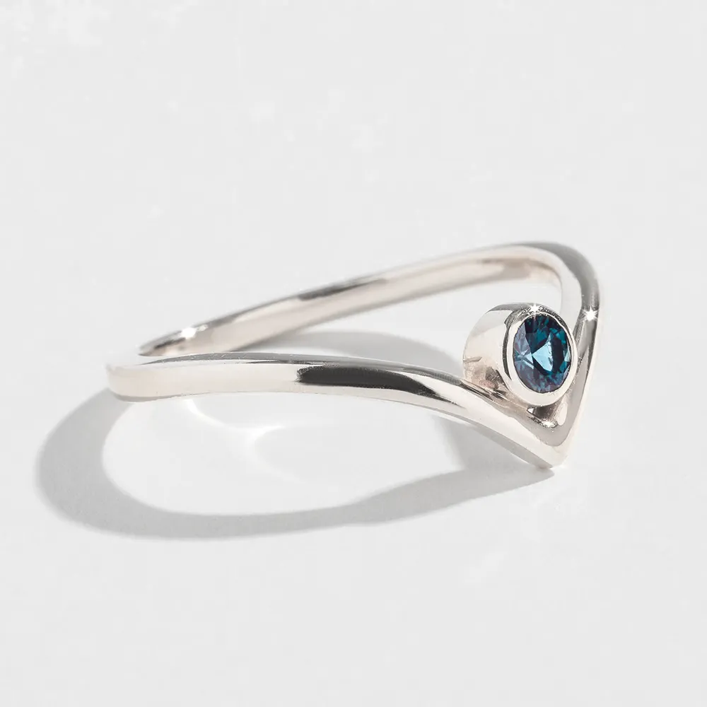 SOLITAIRE CHEVRON RING | 14K GOLD | AQUAMARINE