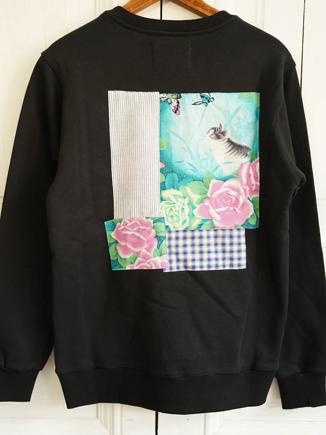 Unlogical Poem Vintage Style Print Patchwork Black Sweater