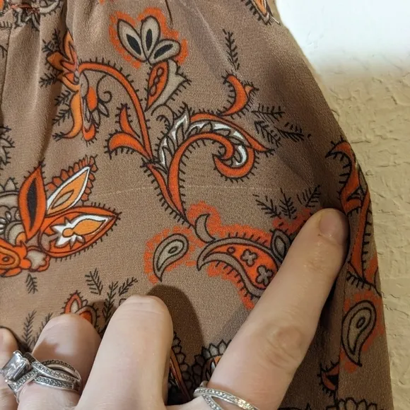 Vintage 100% silk midi paisley skirt