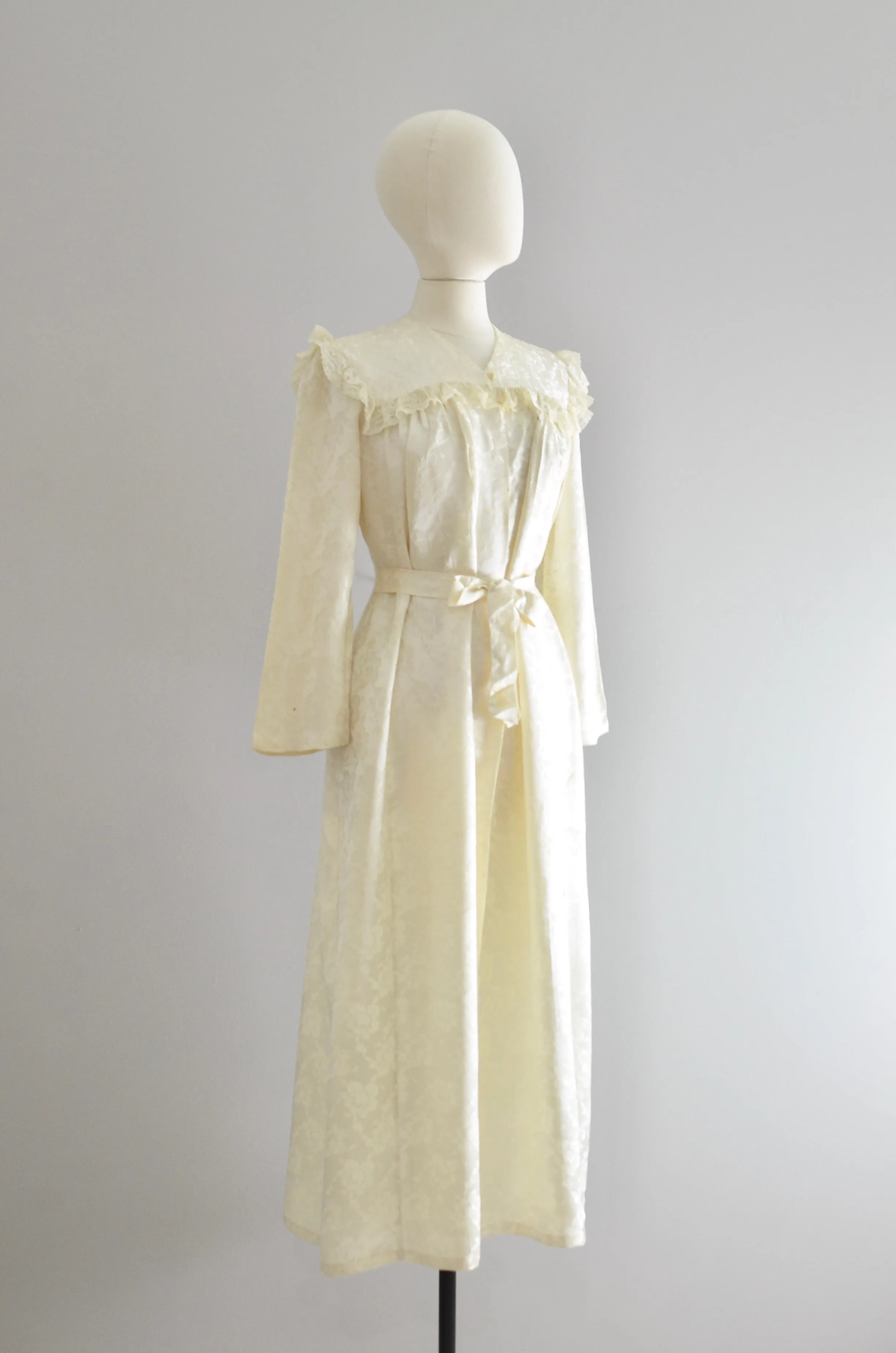 Vintage 1950s Dressing Gown Duster