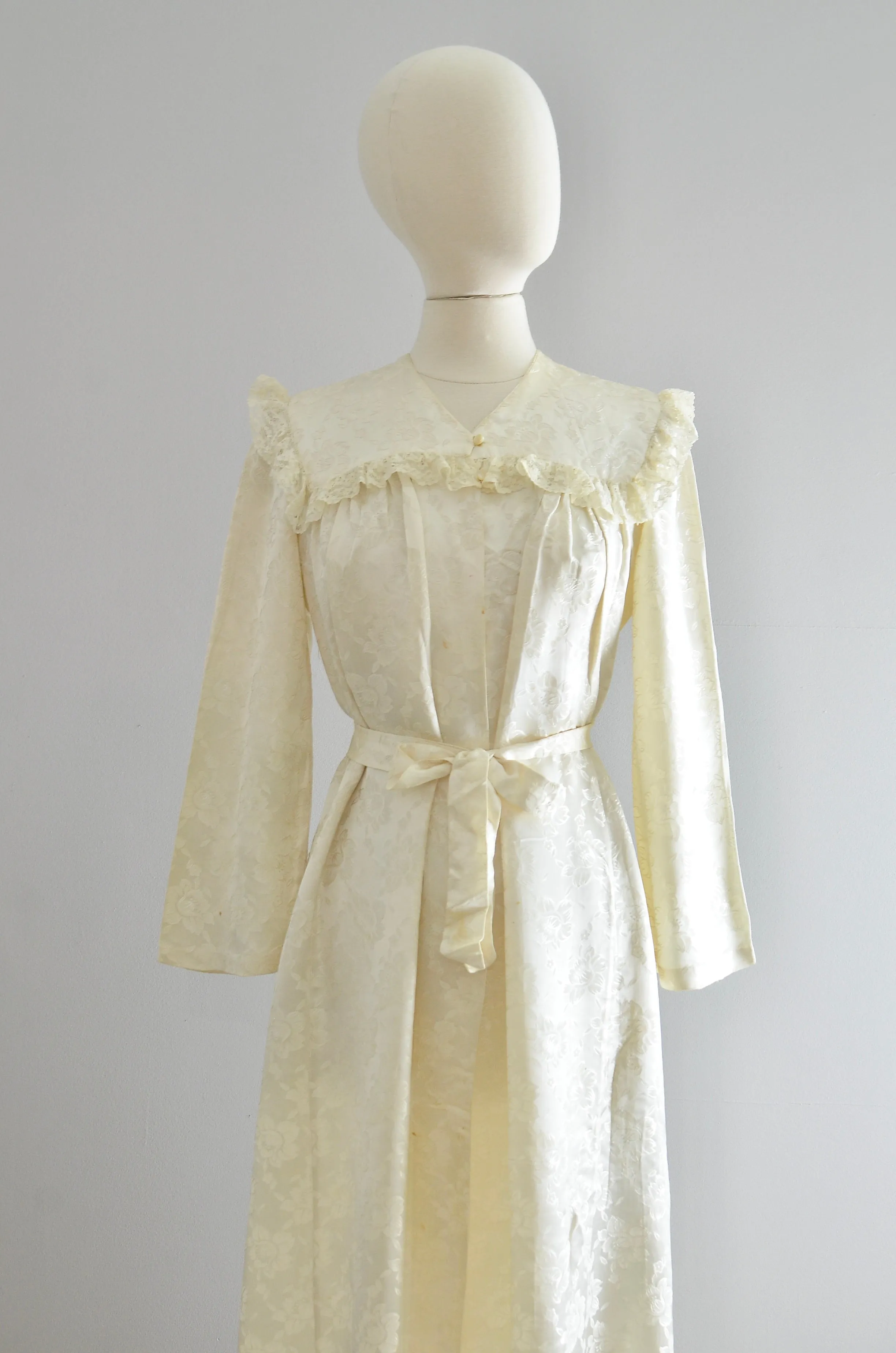 Vintage 1950s Dressing Gown Duster