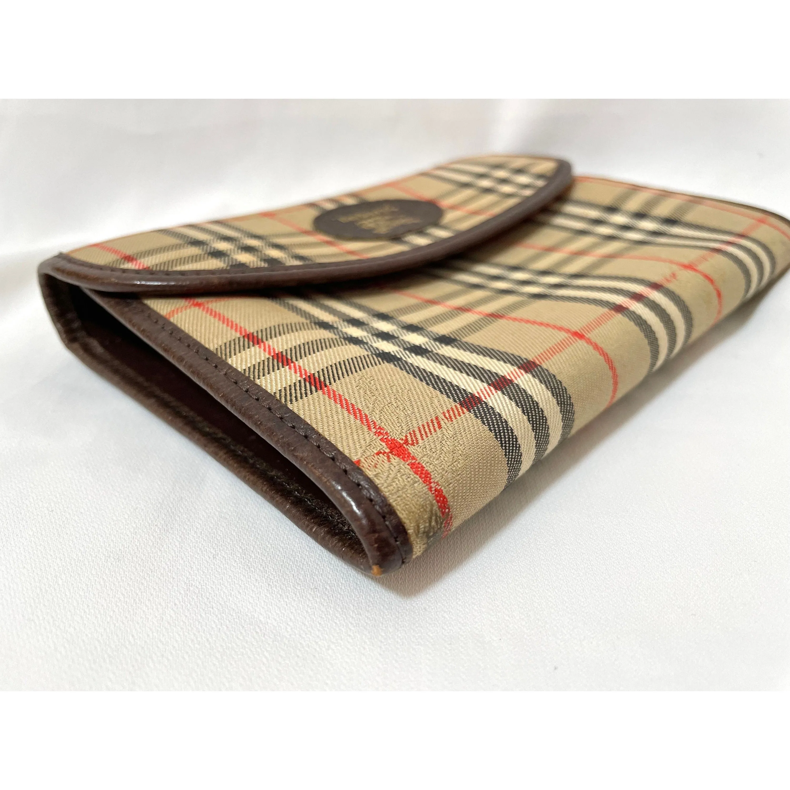 Vintage Burberry classic beige nova check fabric mini clutch wallet purse leather trimmings. Unisex purse. 051206ya1