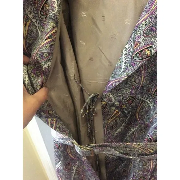 Vintage WRAP-STYLE PAISLEY Robe  loungewear coatdress lined cuffed sleeves silky