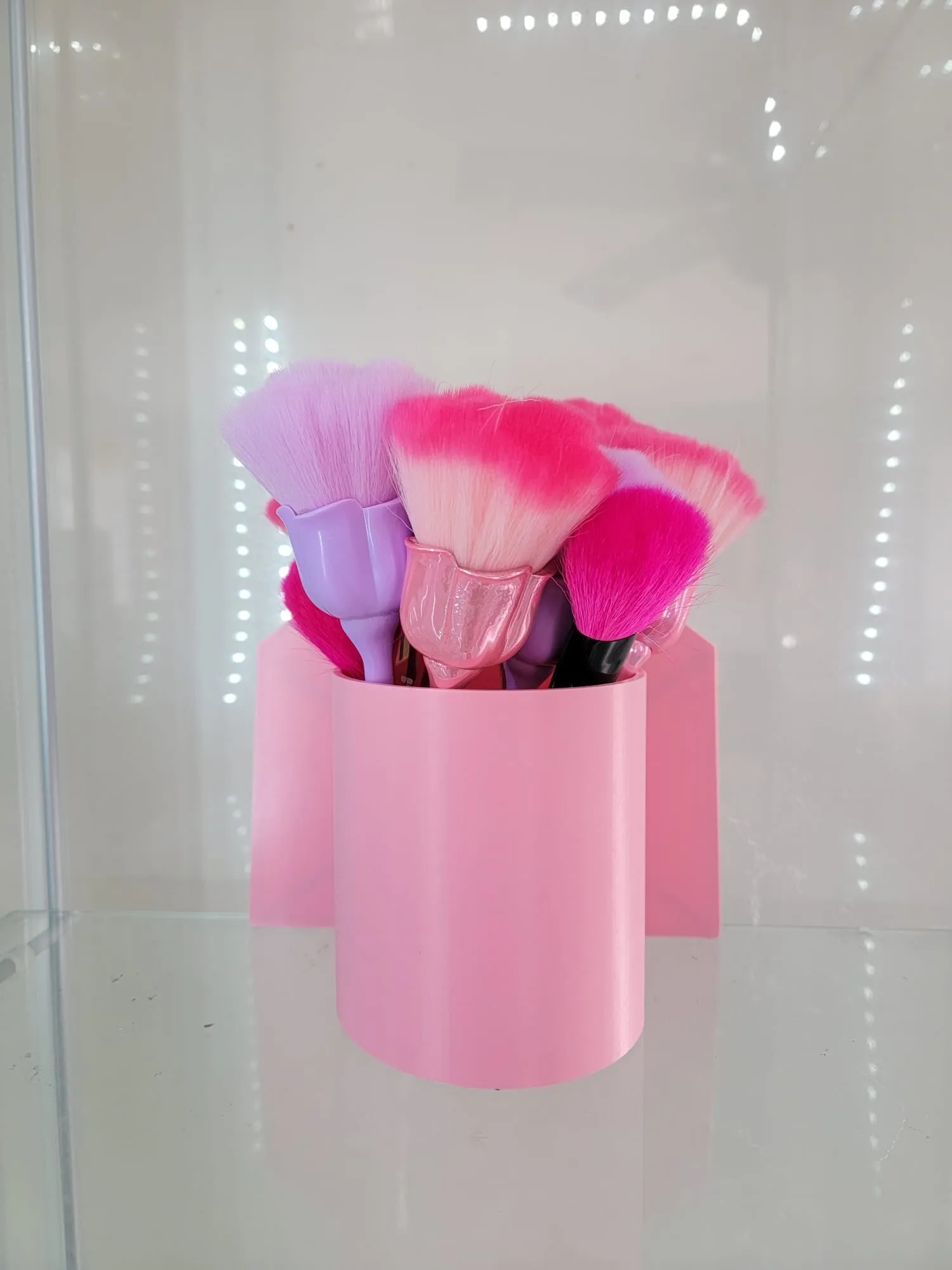 XOXO Love Letter Holder – Elegant and Multi-Purpose