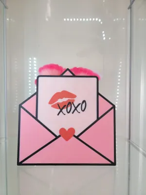 XOXO Love Letter Holder – Elegant and Multi-Purpose